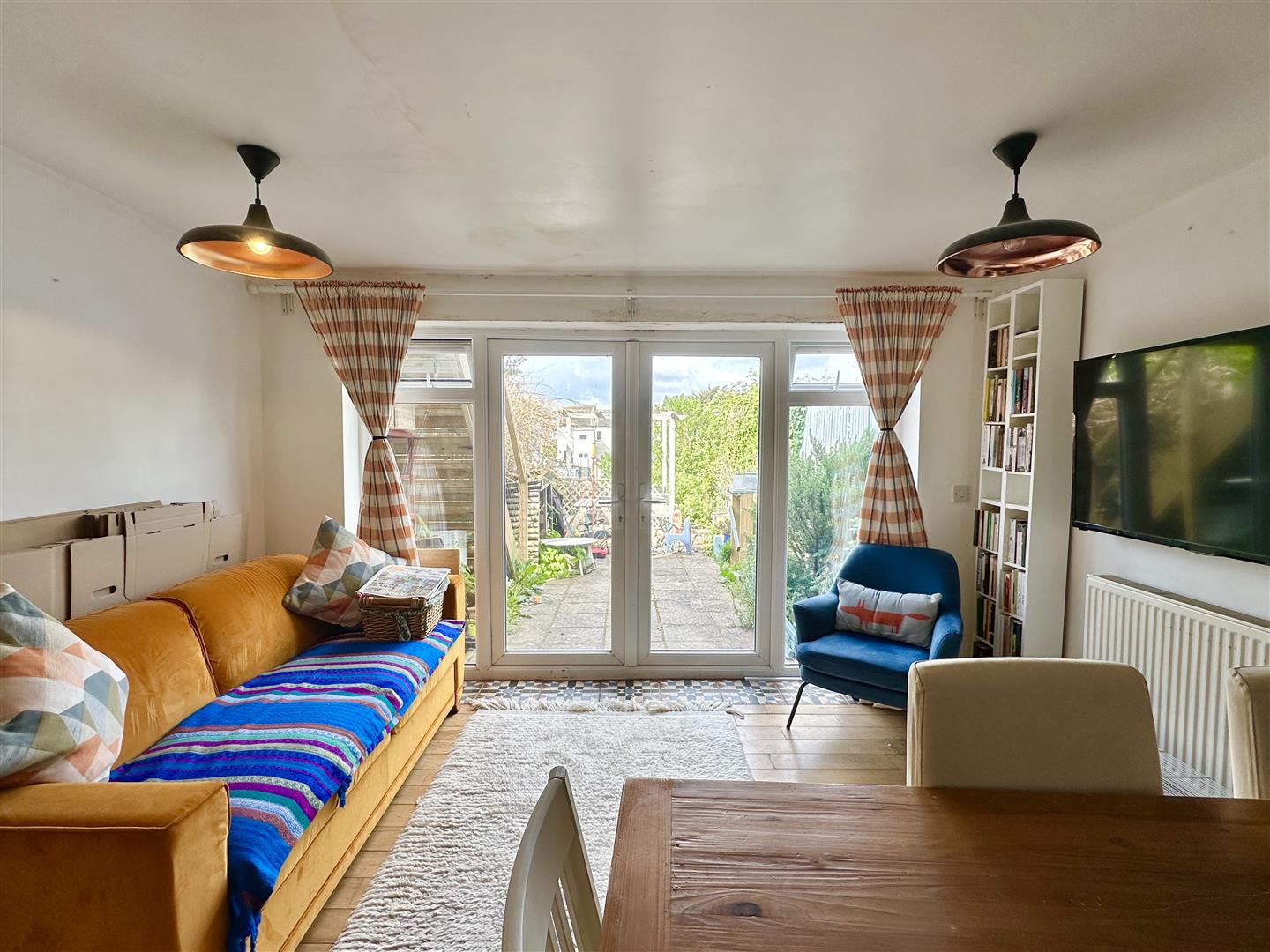 4 bed property in Athelstan Road, Hastings